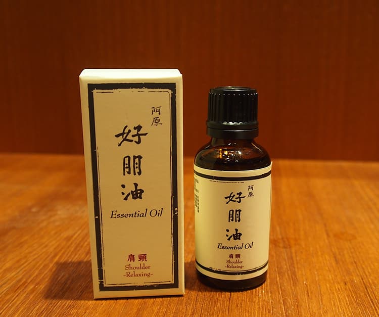 5．好朋油 肩、頸(ショルダーエッセンシャルオイル) 30ml 760元