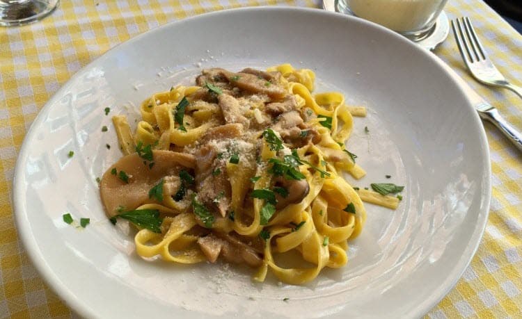 お料理の味付けやトッピングがとてもシンプル