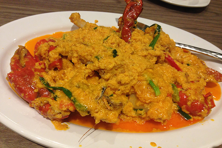 バンコクで蟹カレー炒めを食べるなら、やっぱりソンブーンははずせない！