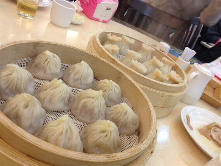 京鼎楼（ジンディンロウ）の小籠包