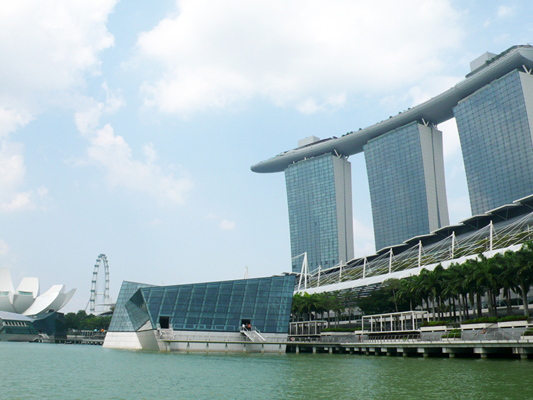 シンガポールを代表する観光スポット　マリーナベイ