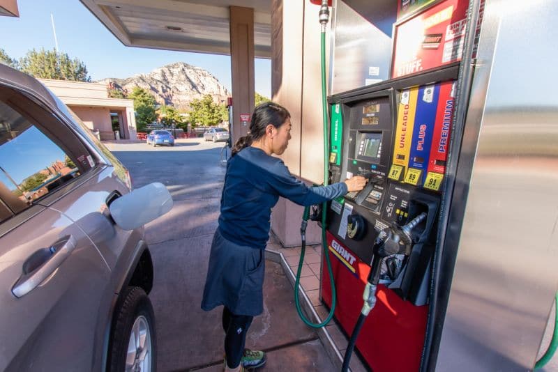 ガソリンの入れ方