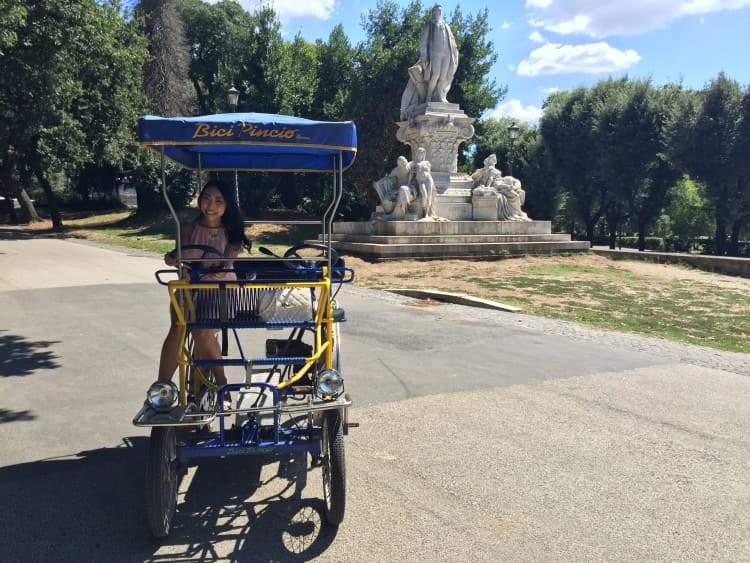 ボルゲーゼ公園でサイクリング