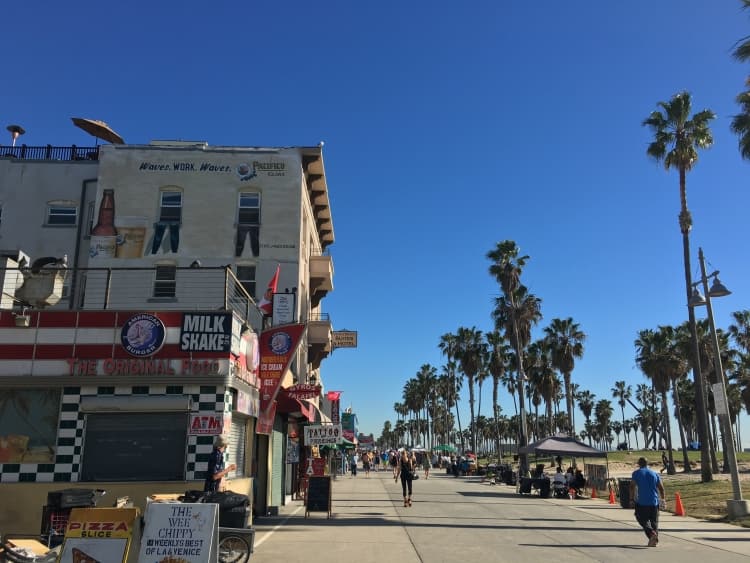 Laっ子のハートを射止め続ける ロサンゼルス ベニスビーチの魅力 Expedia Jp Stories Laっ子のハートを射止め続ける ロサンゼルス ベニスビーチの魅力 Expedia Jp Stories