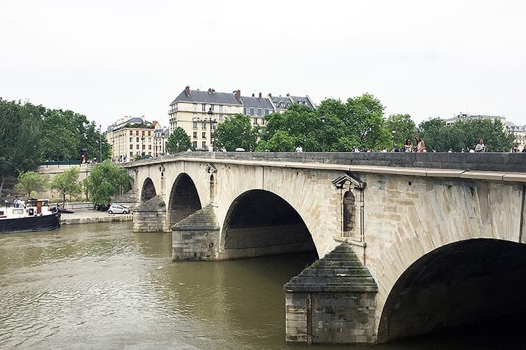 マリー橋(Pont Marie)