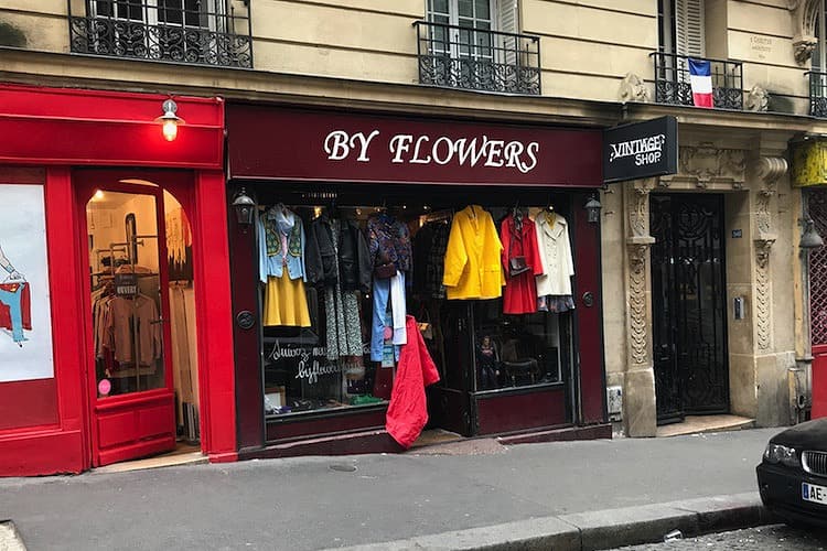 バイ・フラワーズ(BY FLOWERS)