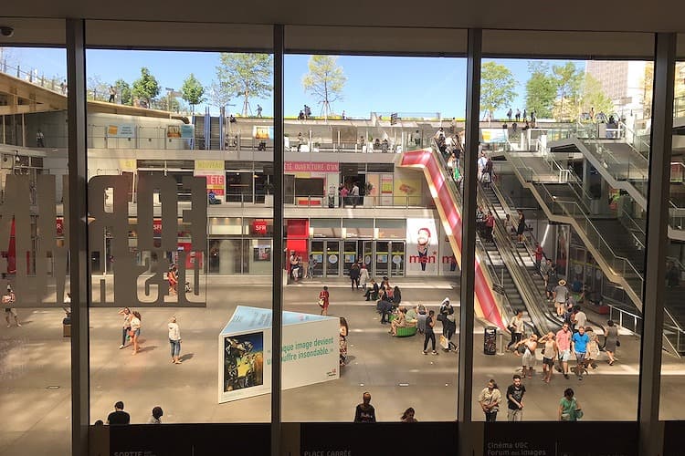 フォーラム・デ・アール(Forum de Halles)