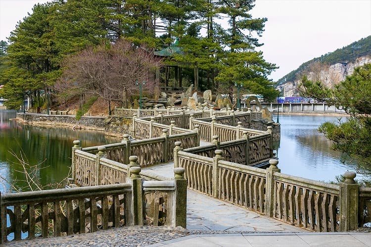 湖
