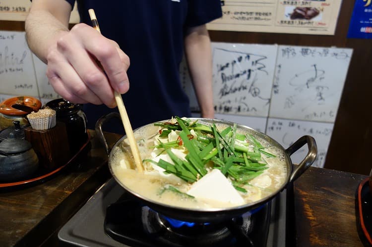 元祖博多麺もつ屋