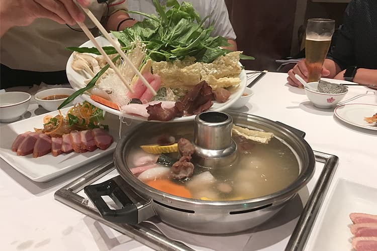バンコクのタイスキの人気店 Mkとコカを徹底比較 Expedia Jp Stories