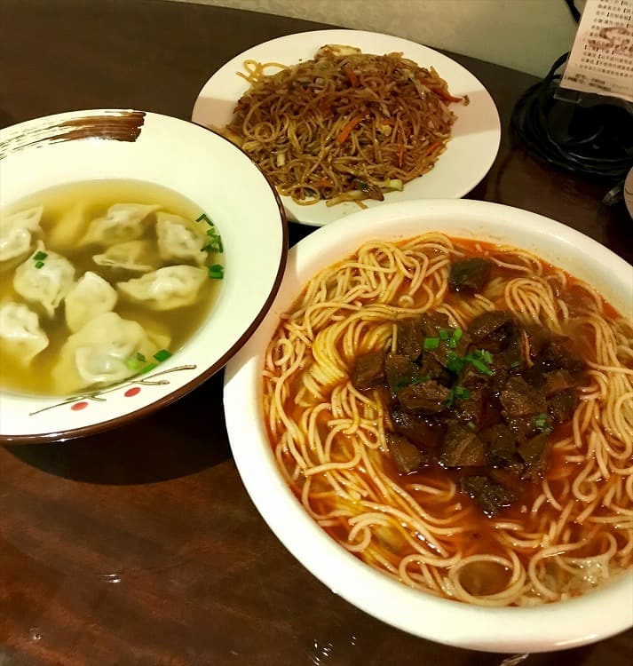 夕食