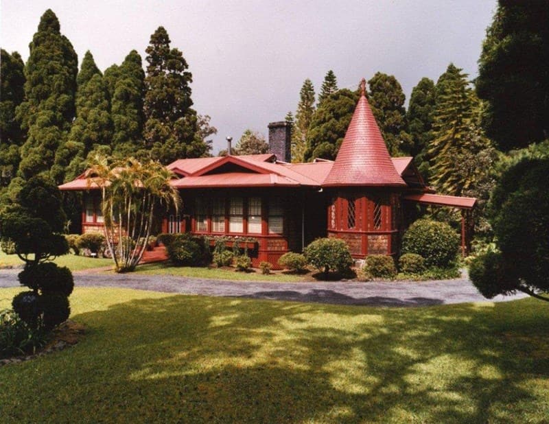 BB-Hale-Ohia Cottages1