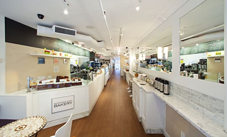 Dominique Ansel Bakery store shot (whole store front) hi res - credit Thomas Schauer