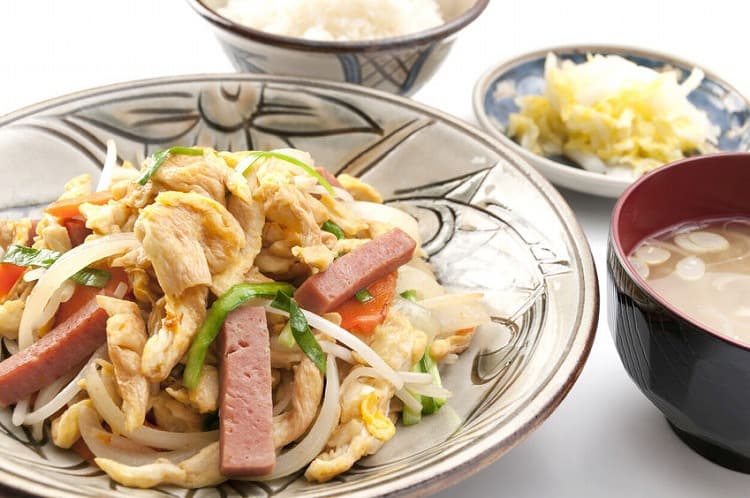 全部食べたことある 沖縄料理 厳選10メニュー Expedia Jp Stories