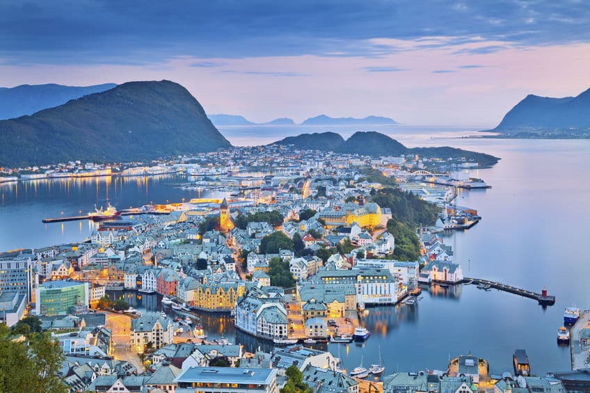 ノルウェー　オーレスン（Aalesund）