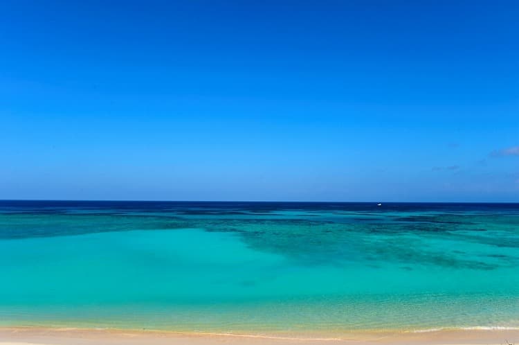 ニシ浜／波照間島