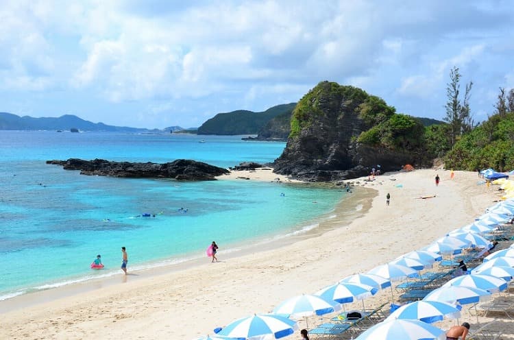 古座間味ビーチ／座間味島