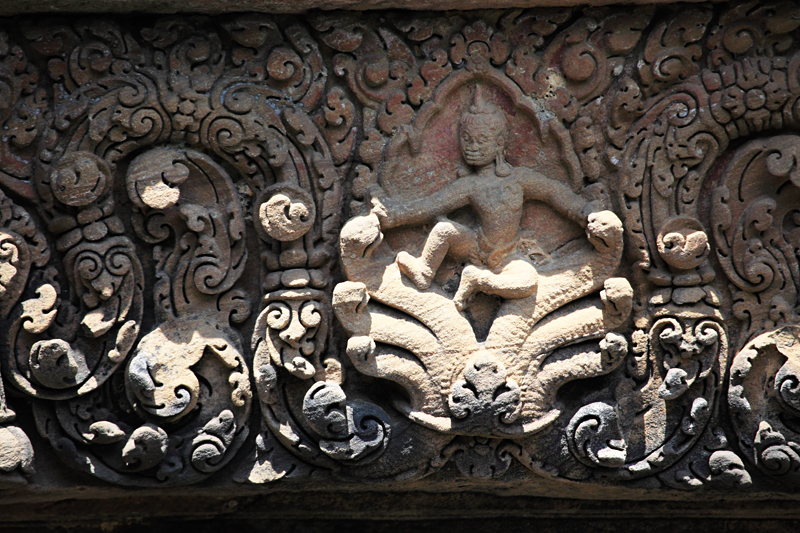 楼門の彫刻