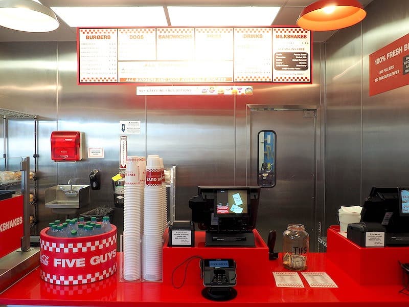 ファイブ・ガイズ・バーガー＆フライ（Five Guys Burgers & Fries）
