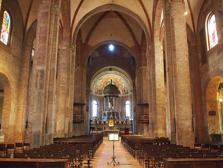 サン・シンプリチャーノ教会（Basilica di San Simpliciano）