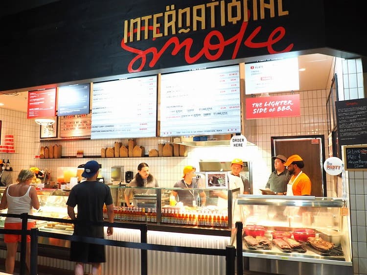 インターナショナル・スモーク（International Smoke）