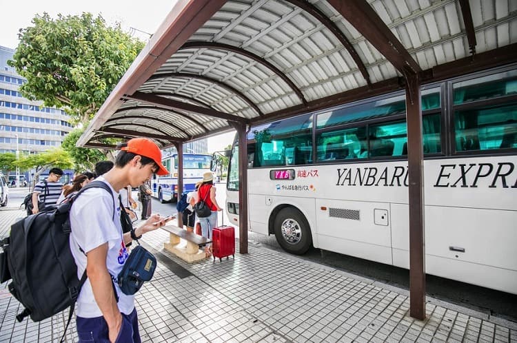 県庁北口バス停