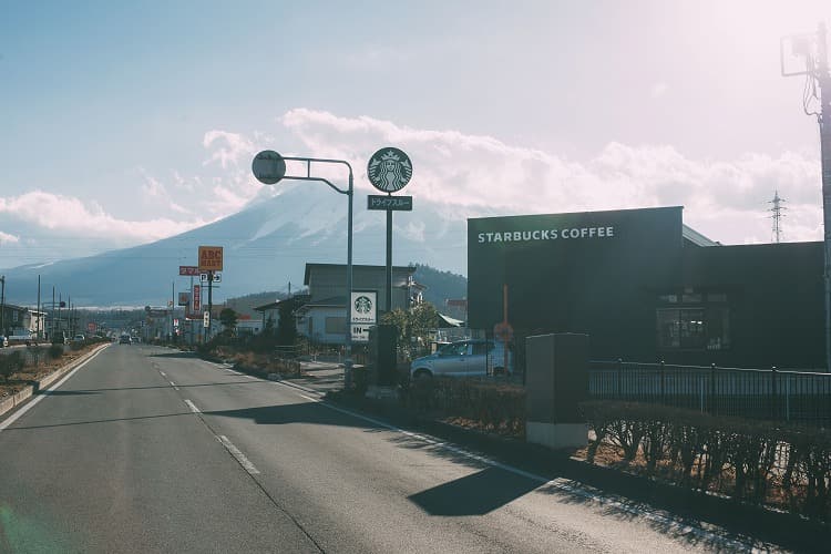 富士山に一番近いスタバ