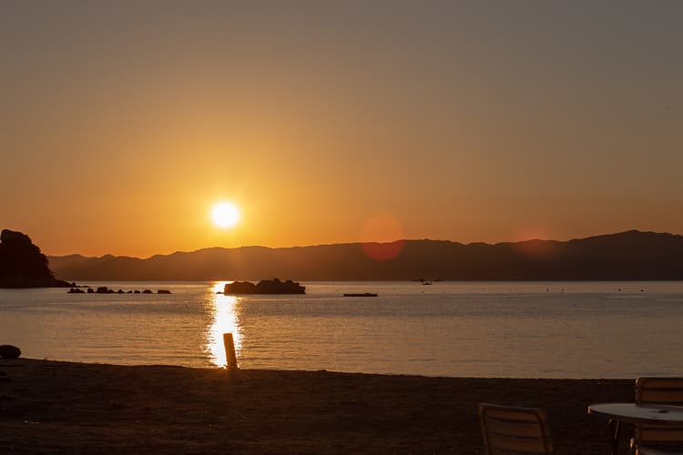 白石島夕日