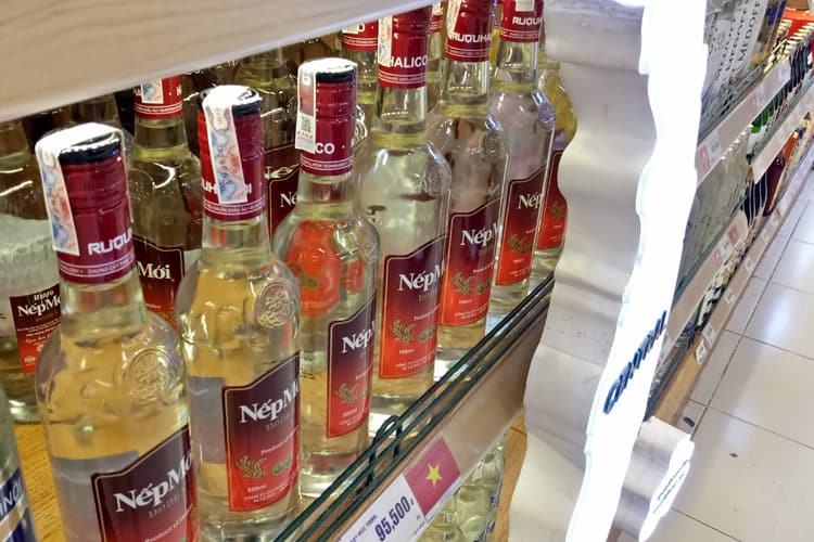 もち米を原料とした焼酎