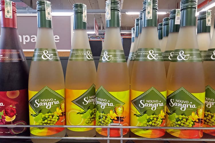 地元の特産品を「リキュール酒」に