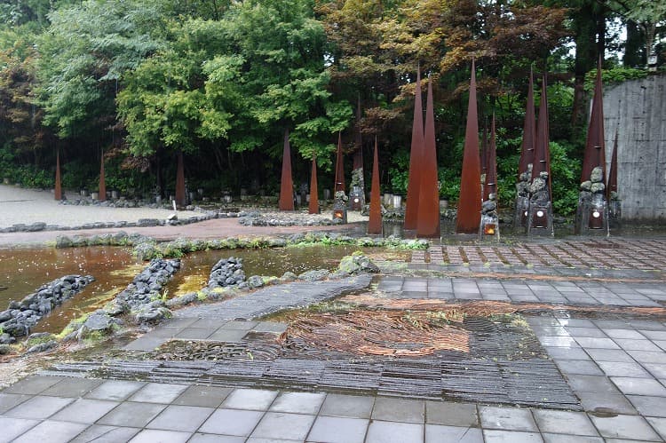 餓鬼の針山