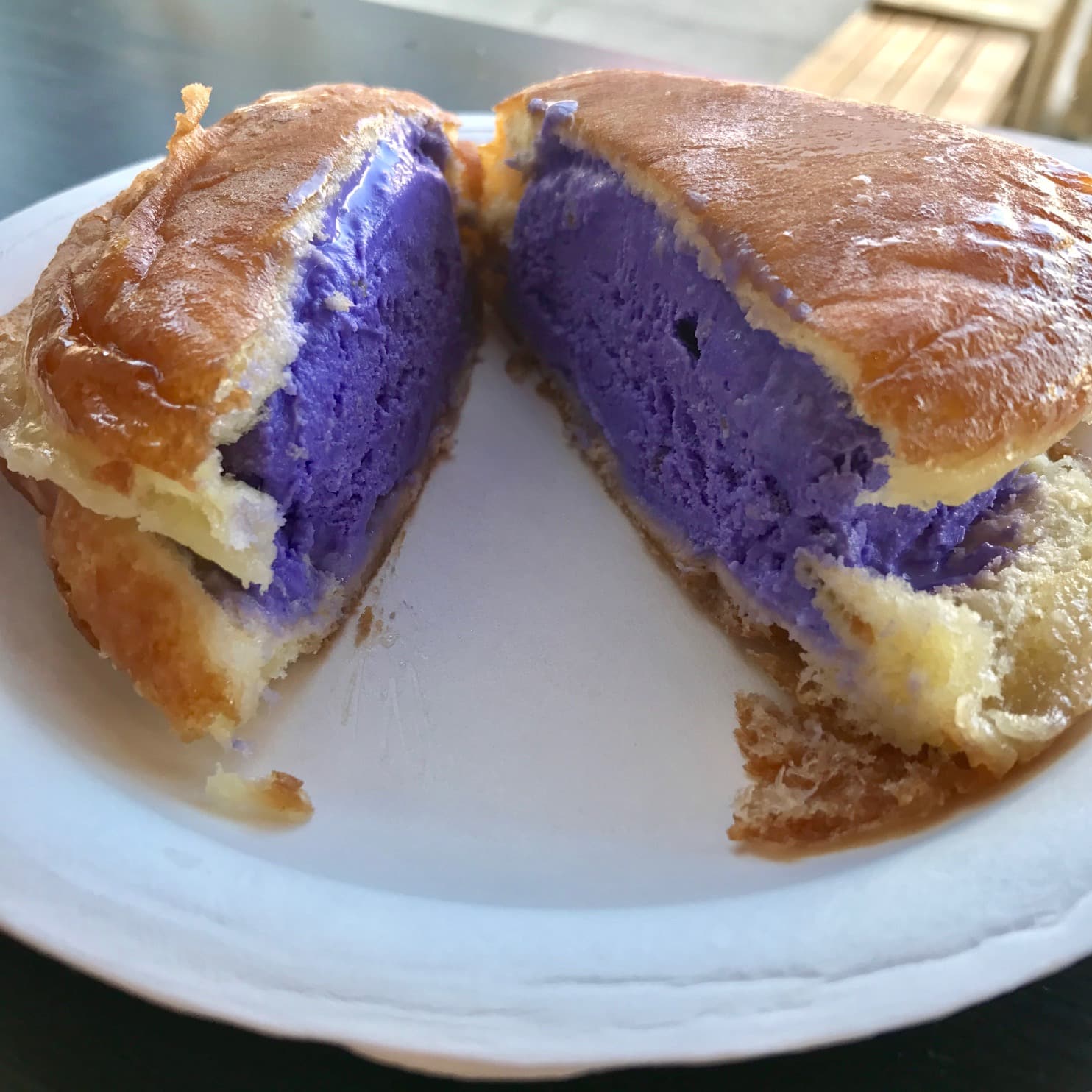 ビースイート デザートバー　アイスクリームドーナツ