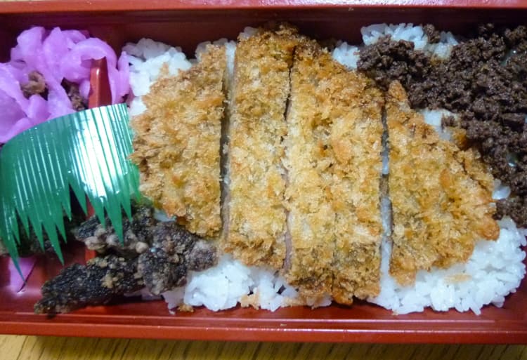 ながさき鯨カツ弁当