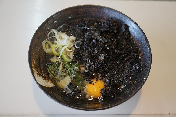 名物らしい海苔そば