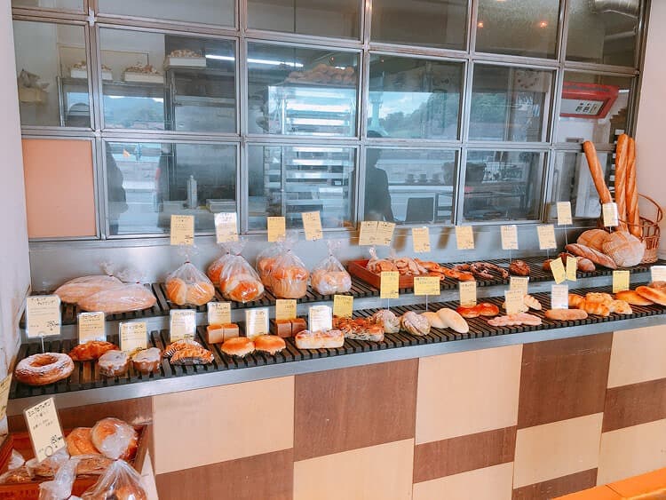 パンのなる木 店内