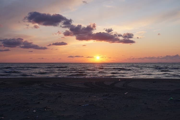 夕日