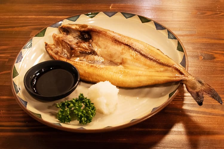 礼文島直送のホッケ一夜干し焼き(1,610円)