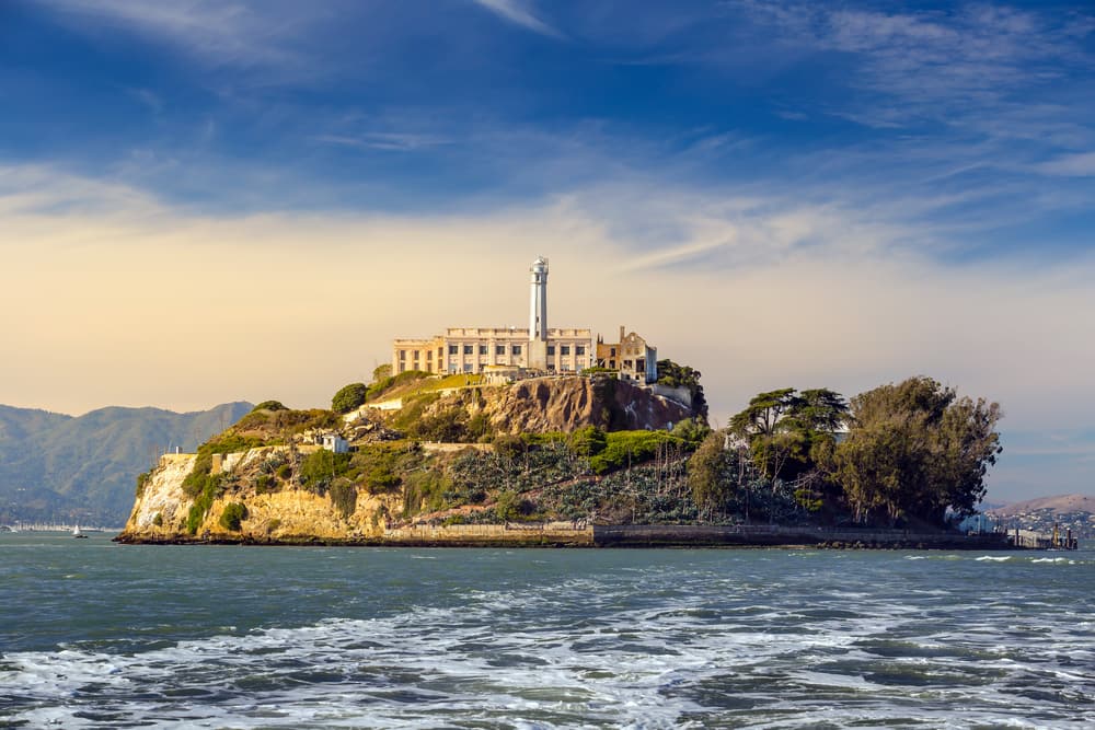 shutterstock_239675659